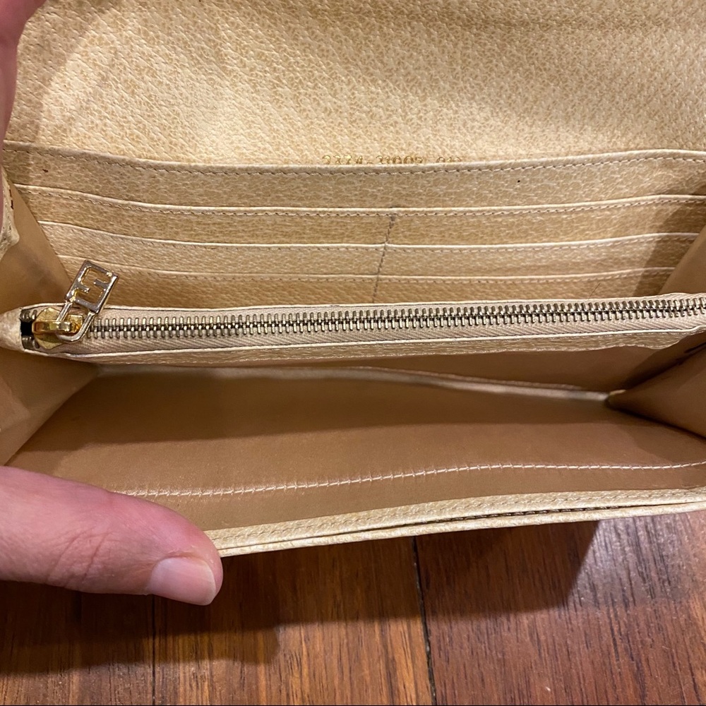 Authentic Fendi Wallet - Picture 8 of 16